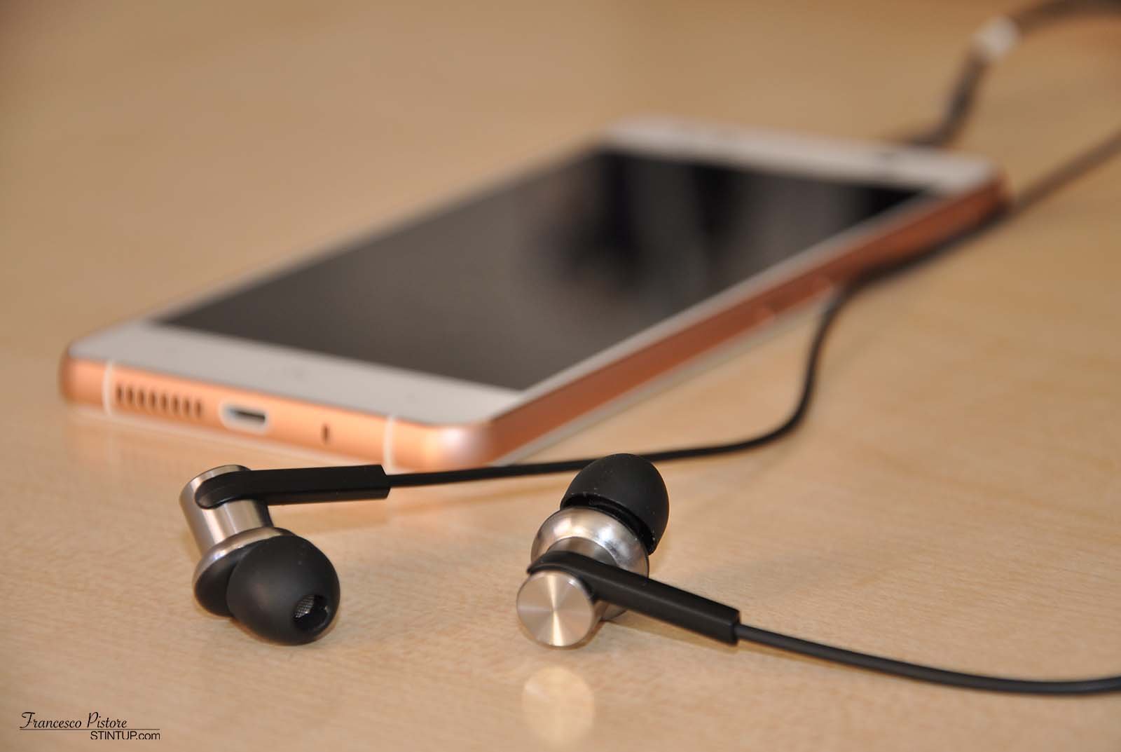 Uno dei tanti test audio. In questo caso con smartphone BQ Aquaris X5 (in arrivo la recensione), Poweramp e file audio FLAC.