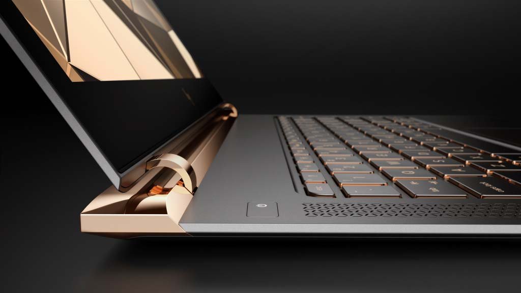 HP Spectre: il notebook più sottile al mondo 2 HP Spectre 12.3_right facing profile_jpeg