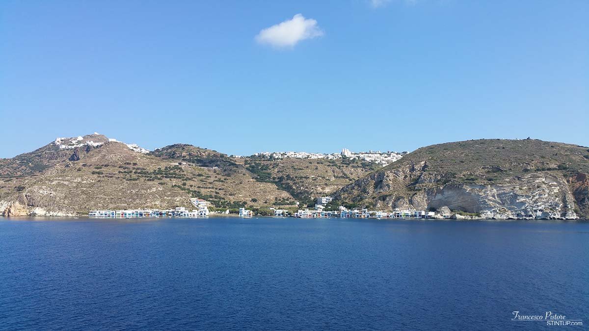 Milos, in particolare il piccolo villaggio di pescatori di Klima