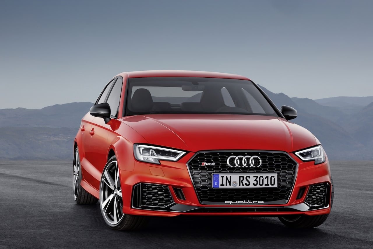 Audi presenta a Parigi la nuova RS3 Sedan 4 Anteriore