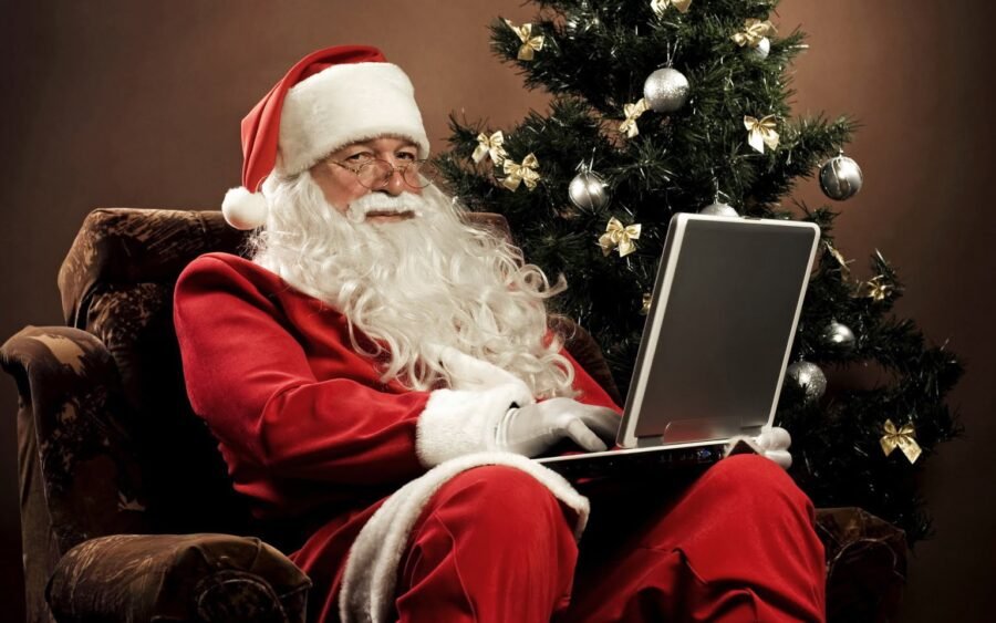 New Year wallpapers funny santa claus 051268