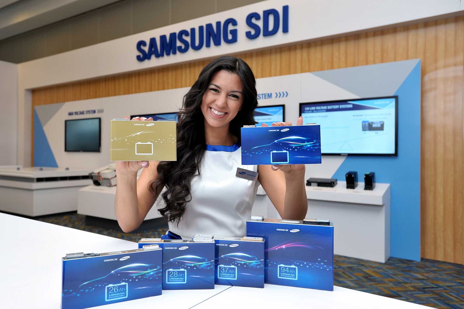 SAMSUNG SDI at the 2016 North American International Auto Show