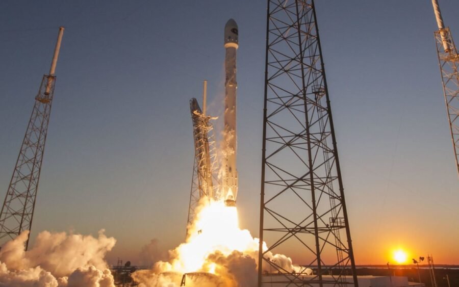 dscovr launch sunset e1487711337947