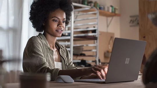 Microsoft presenta Windows 10S e Surface Laptop 1 IMG 0019