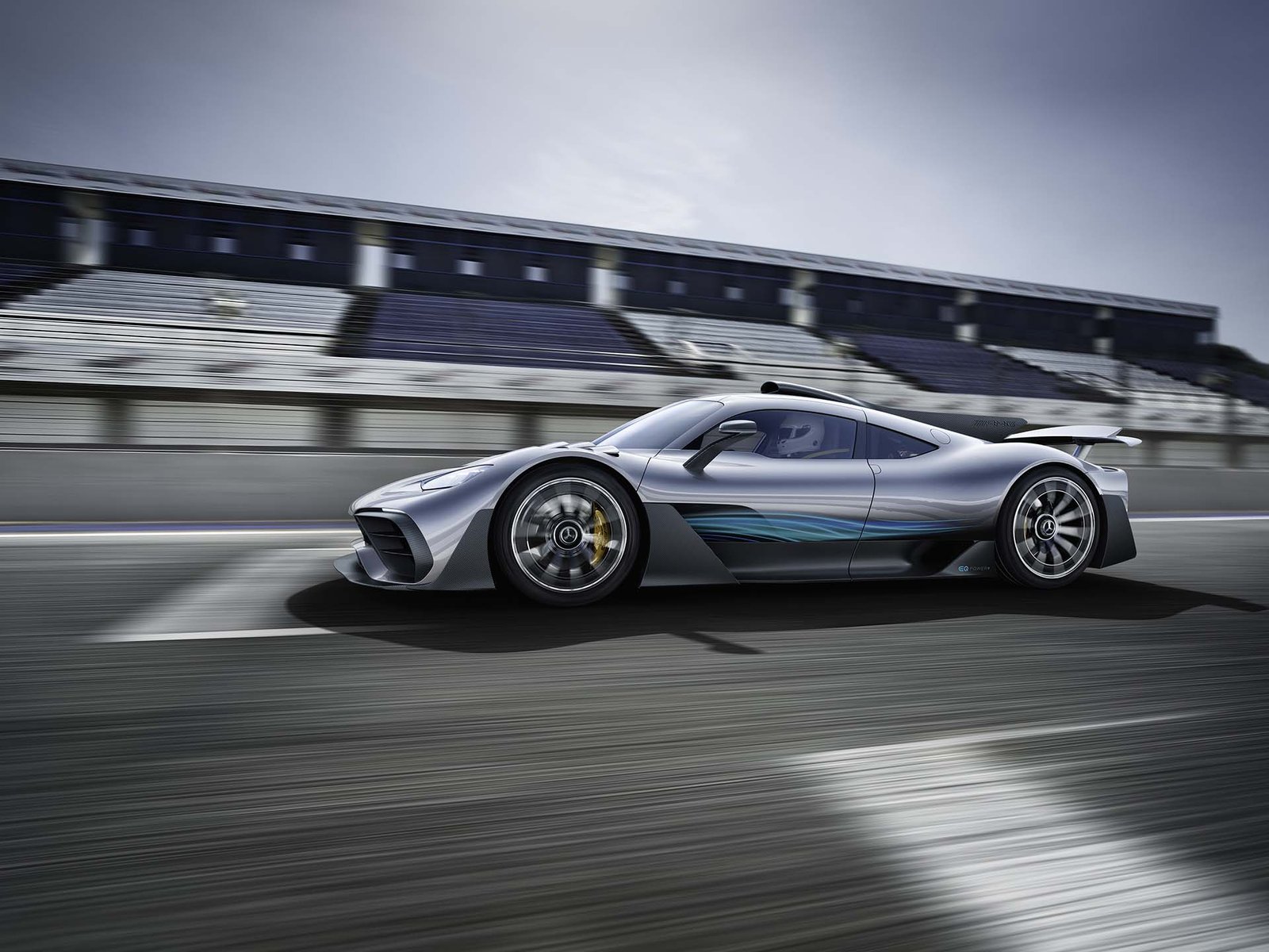 Mercedes-AMG Project One apre una nuova era automobilistica 6 17C698 003