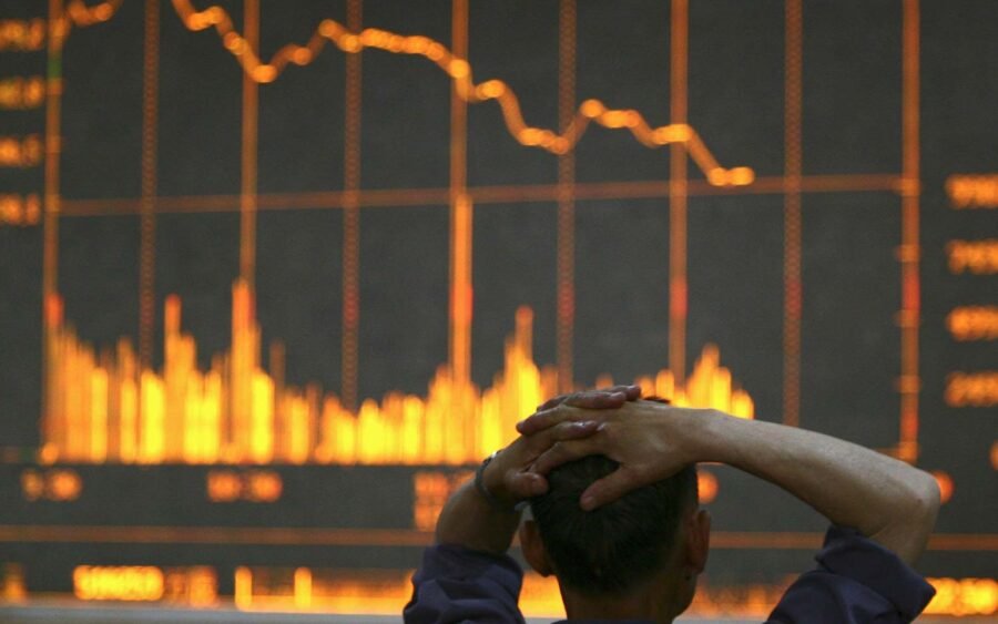 Perchè i Bitcoin crollano? Sotto i 7000, Cina verso il bando totale, Lloyds vieta ai clienti l’acquisto, asset rischioso per Draghi 6 bitcoin