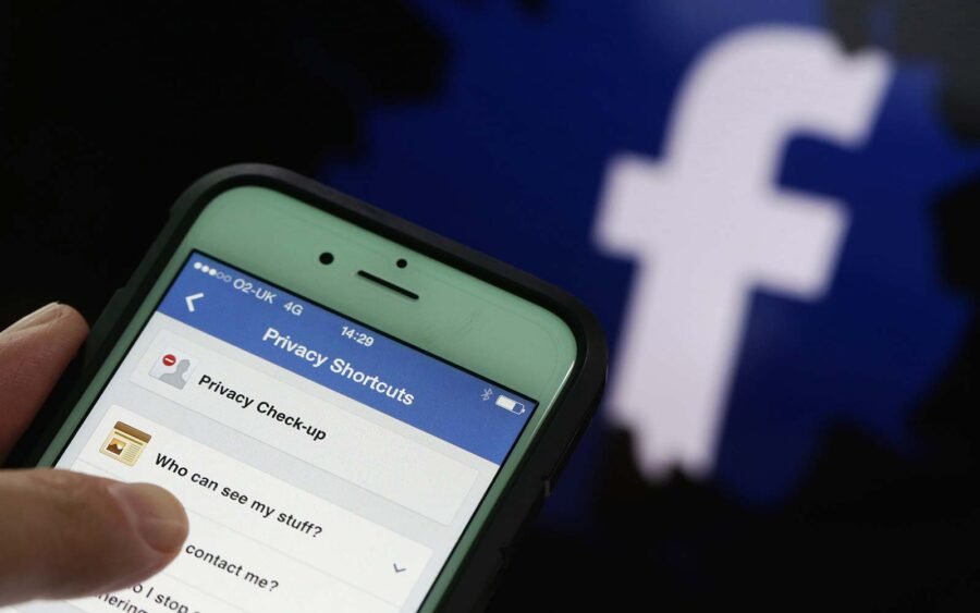 Accedi a Facebook come visitatore in incognito senza doverti registrare 1 facebook privacy