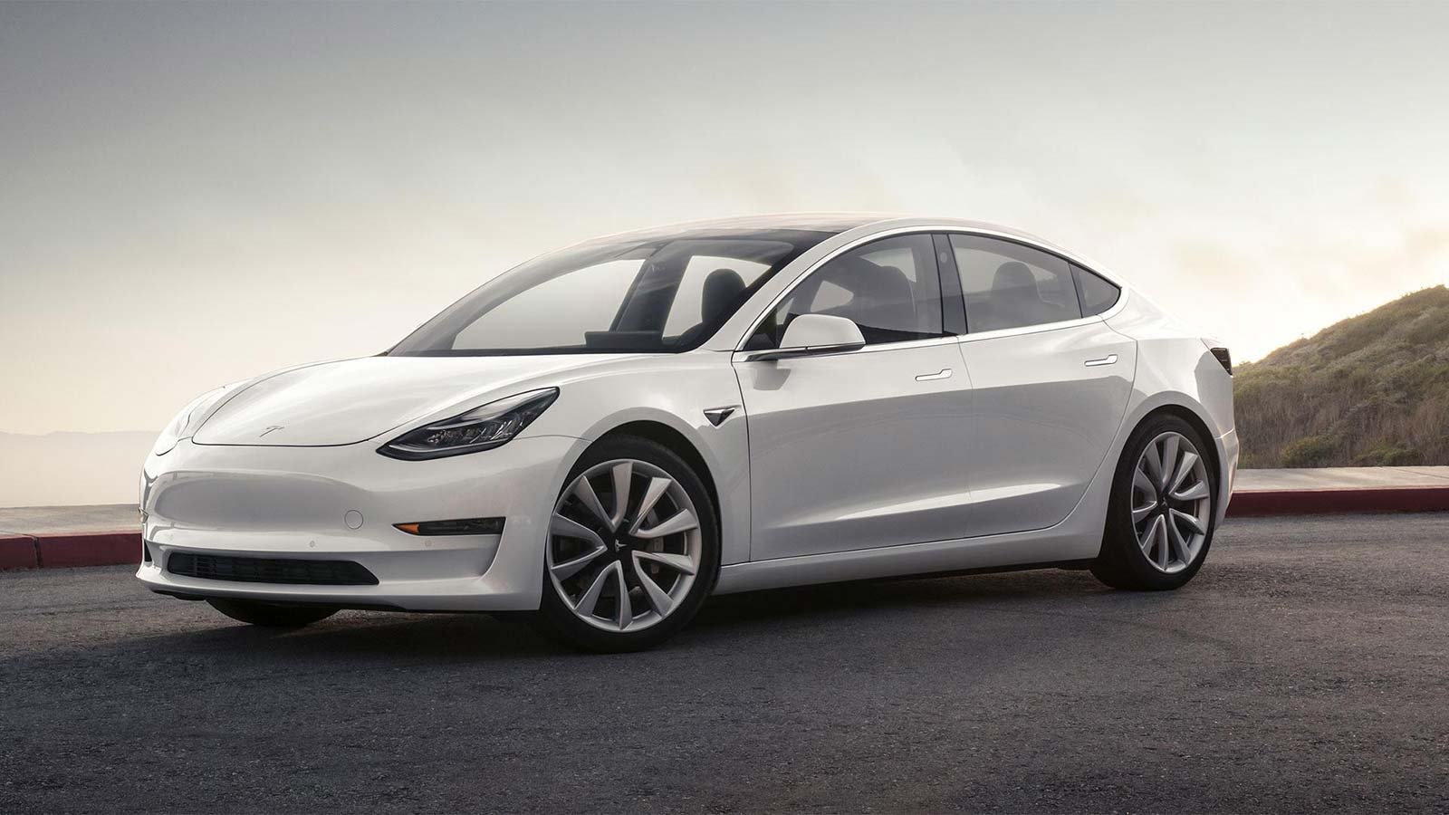 Tesla Model 3 arriva in Italia con prezzi a partire da 59.600 Euro 1 tesla model 3