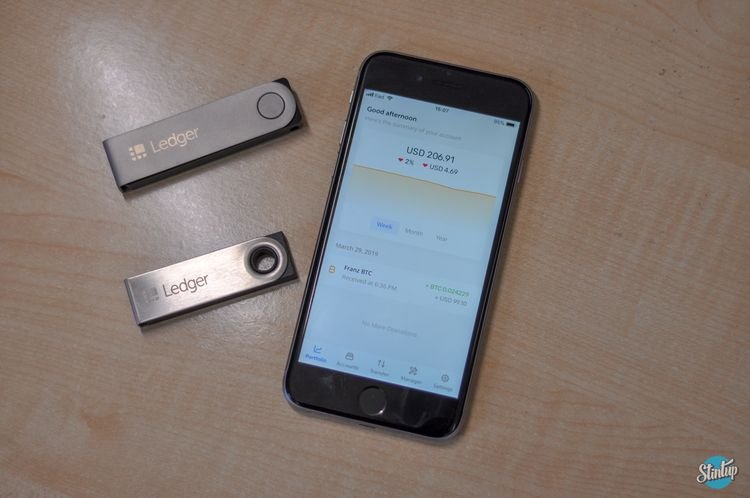 Recensione Ledger Nano X: ora gestire i Bitcoin è davvero per tutti 10 DSC 0024 2 risultato