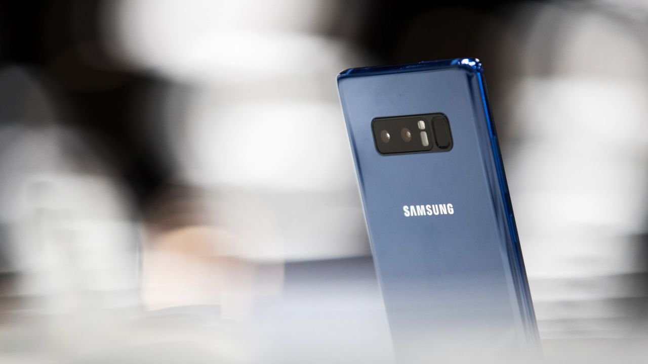 smartphone crollo vendite