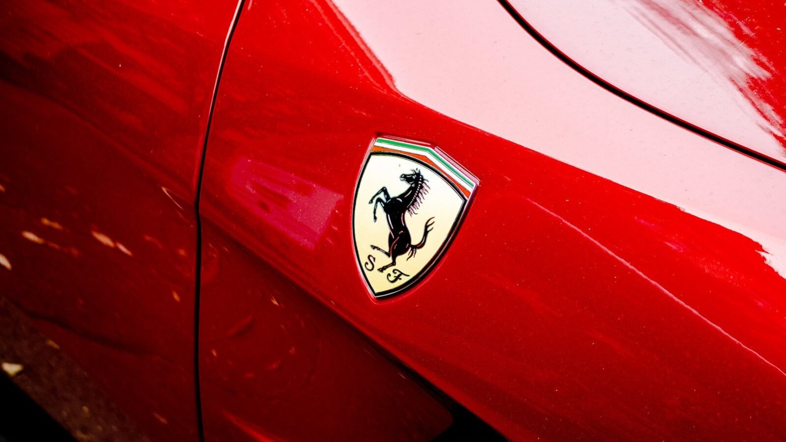 Ferrari è il brand più forte al mondo anche nel 2020 1 ferrari brand