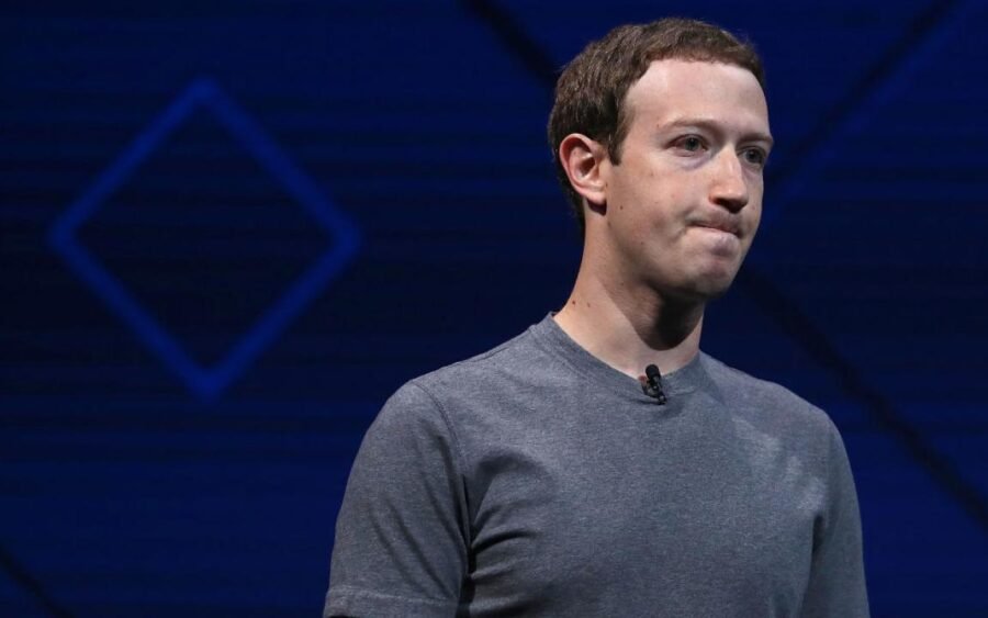 Zuckerberg avverte: WhatsApp in tilt se il traffico continua a crescere 5 1509454004852.jpg coronavirus zuckerberg parla di possibile crash per whatsapp e messenger
