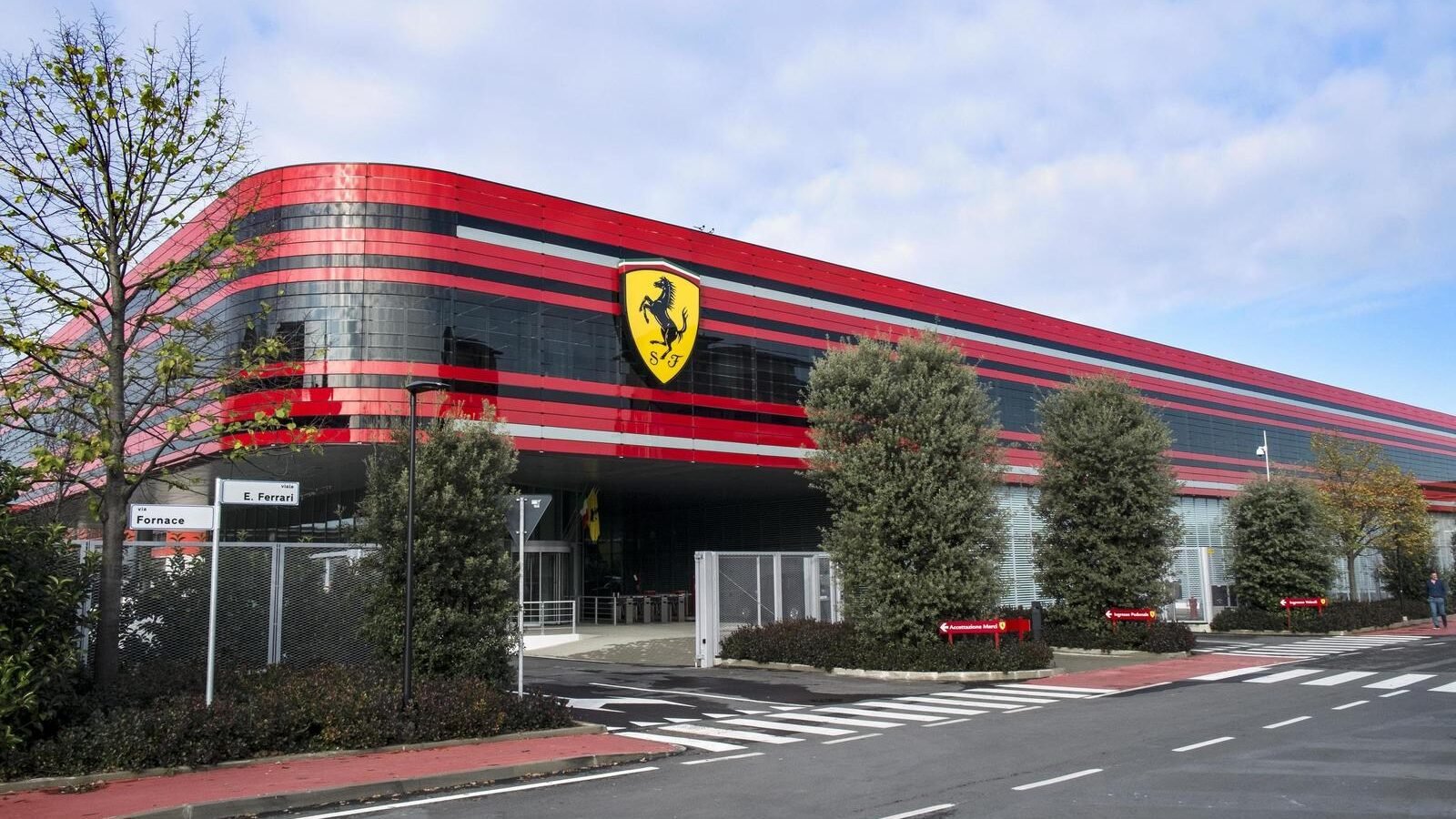 Coronavirus, FCA e Ferrari in aiuto per produrre e assemblare respiratori 1 Ferrari 3 2