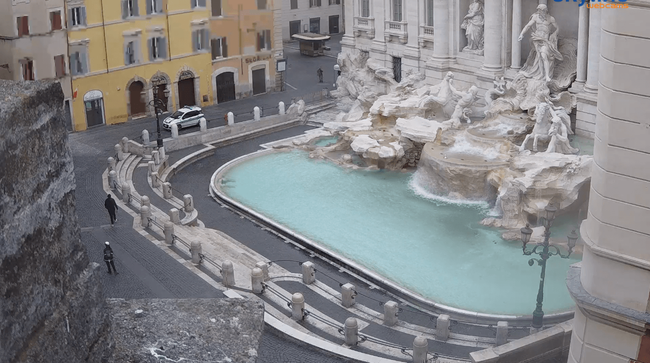 Le città italiane deserte durante il Coronavirus: le webcam dalle piazze 16 Schermata 2020 03 13 alle 16.55.41