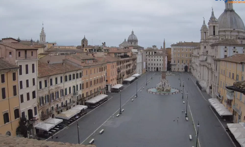 piazze deserte webcam