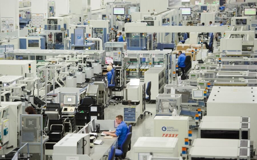 Germania, l'industria non si ferma neanche ai tempi del coronavirus 6 BN FF219 GERWEB M 20141026122127