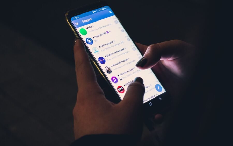 Telegram, videochiamate di gruppo in arrivo quest'anno 3 christian wiediger GWkioAj5aB4 unsplash risultato