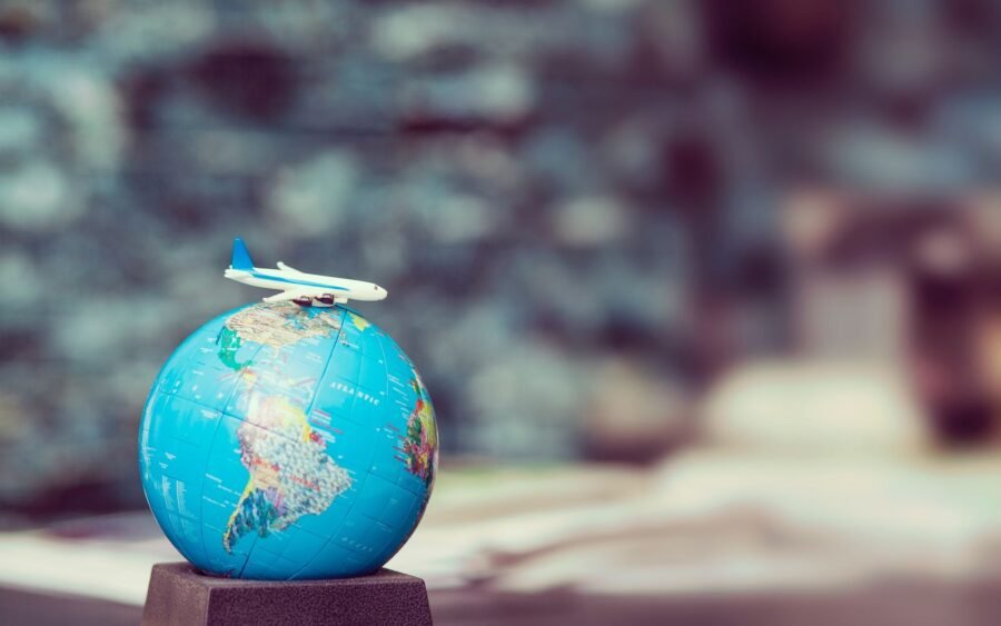 Turismo e coronavirus, gli effetti su Tripadvisor, Airbnb, Booking e Uber 5 frank vessia EoThx95bYPg unsplash risultato