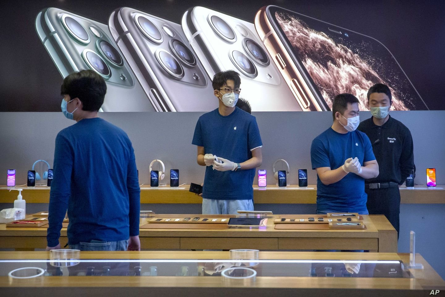 iPhone 12 apple store chiusi per covid