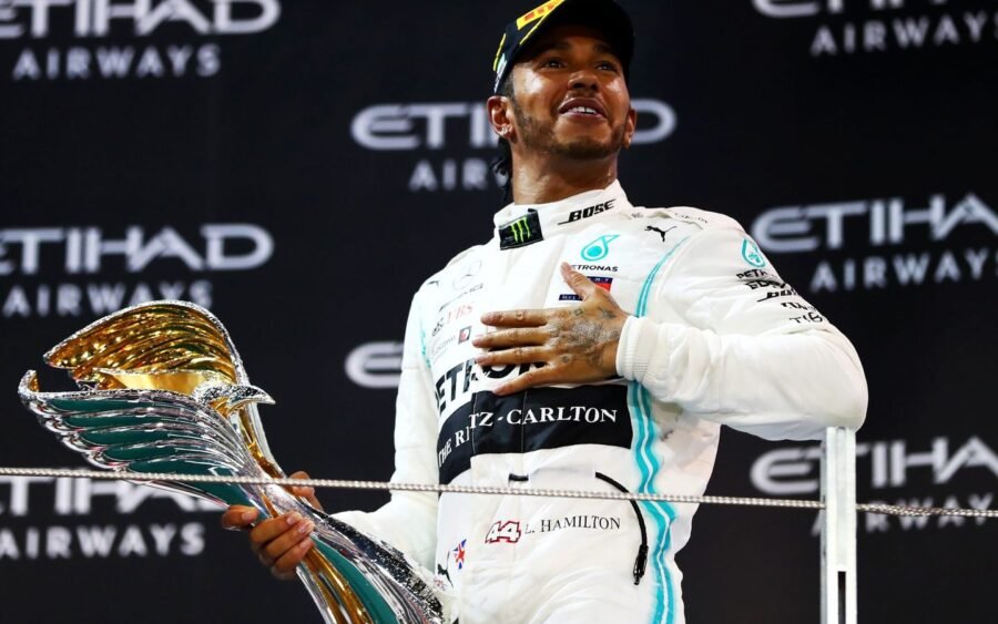 Quanto guadagnano i piloti di F1 2020 3 f1 binotto ferrari hamilton abu dhabi scaled risultato