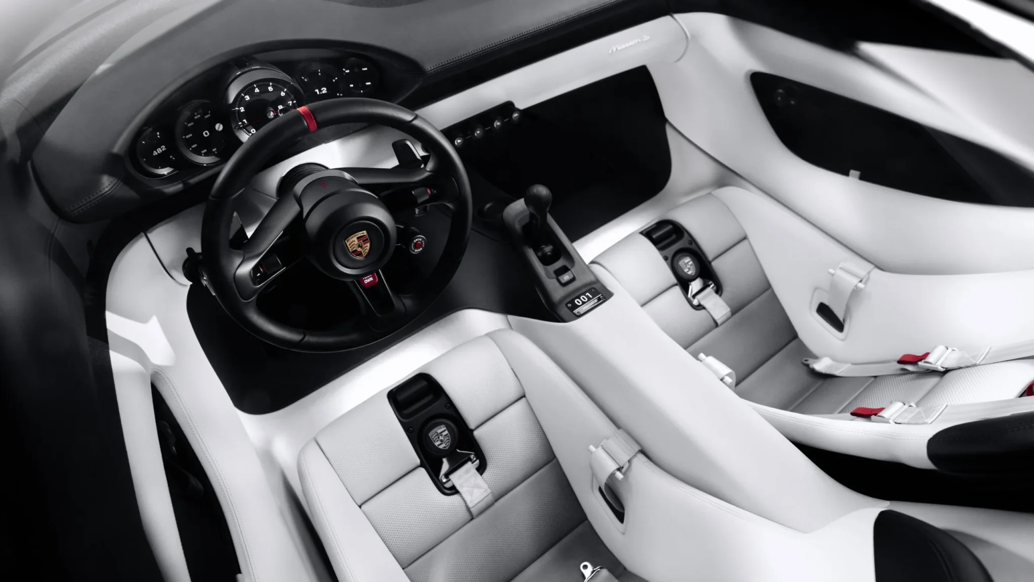 porsche mission s abitacolo